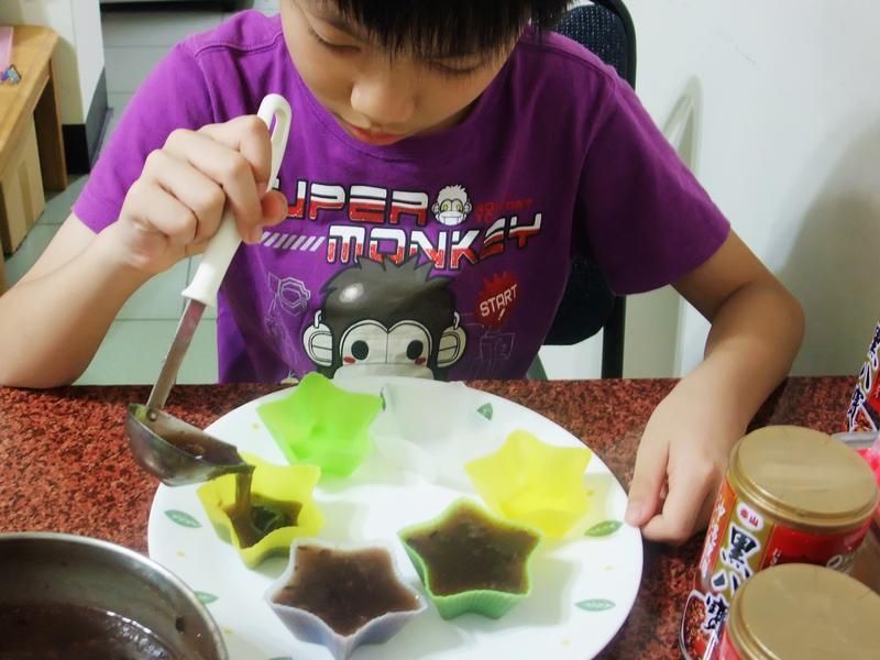 ºÚÌǰ˱¦Ä§ÓóÂé¼^¡¸Ì©É½ºÚ°Ë±¦¡¹µÄ×ö·¨