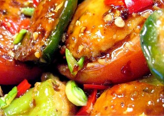 潮州酿苦瓜 辣椒 豆腐 蕃茄的做法