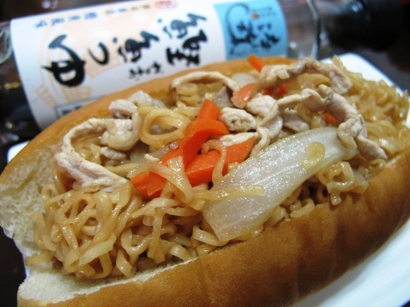 炒面面包『淬酿日式下午茶点』的做法