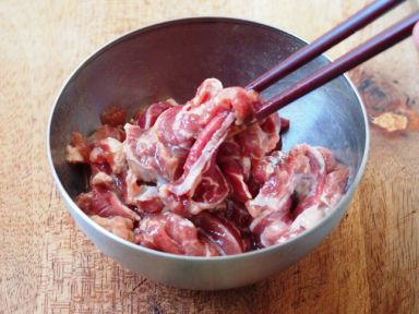 ̨��ˮ�Ϻ�ľ����ţ�������