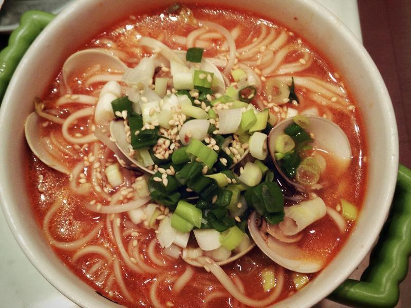 韩式豆浆海鲜面的做法