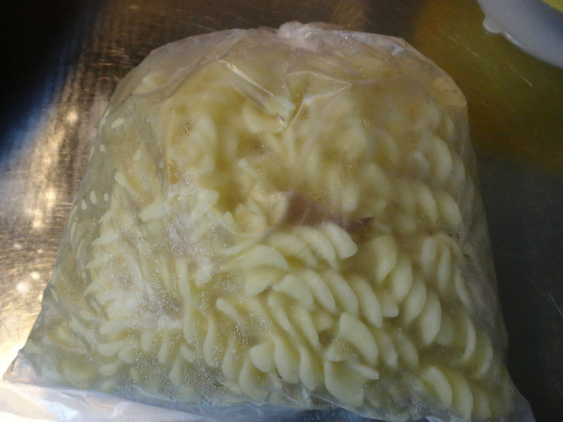 �h�������������