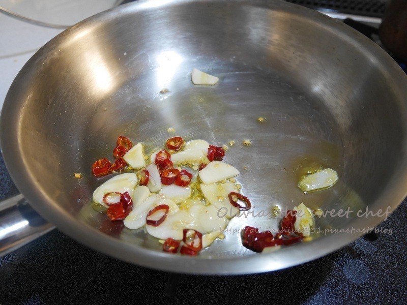 Olivia?�׾Ƹ���������������