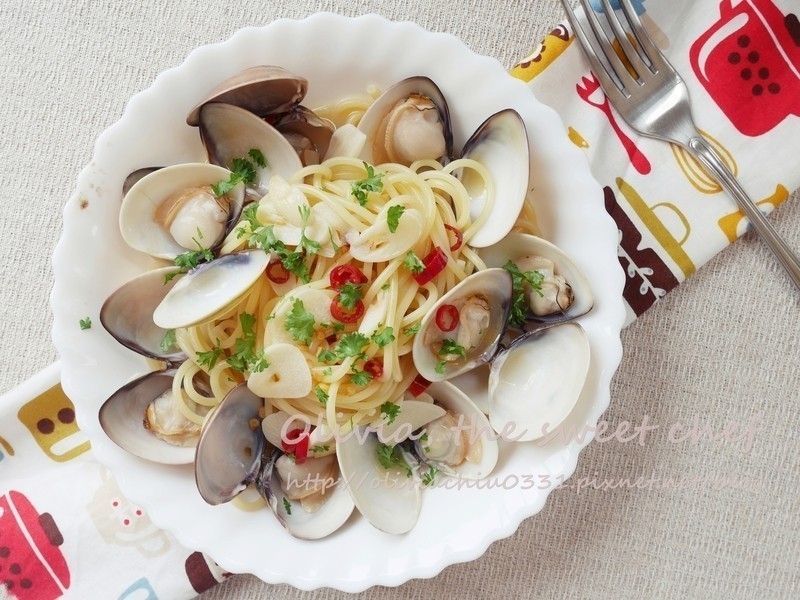 Olivia?白酒蛤蜊义大利面的做法