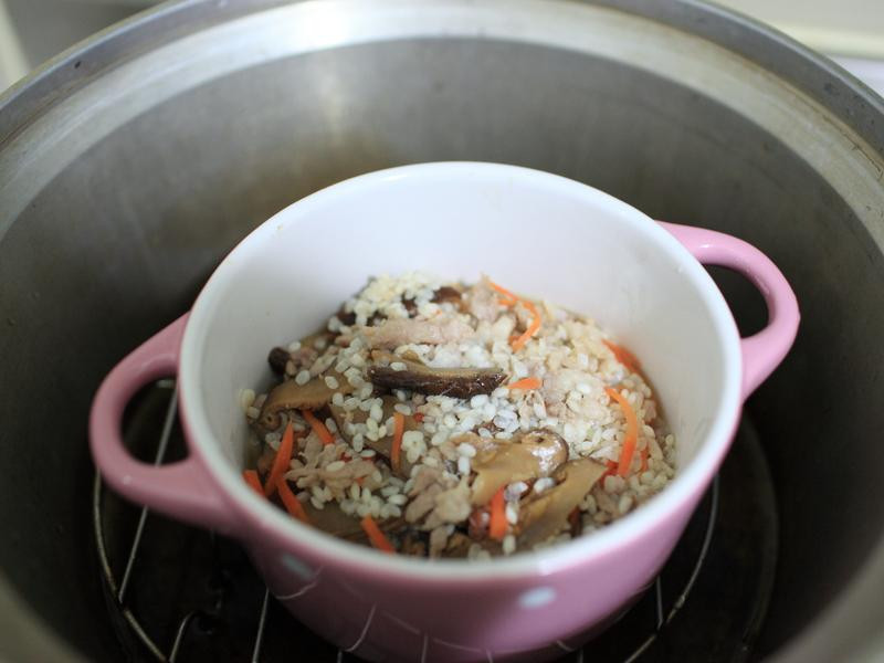 �׶����ͷ�������