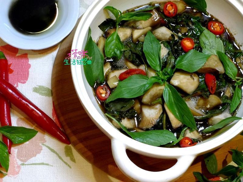 三杯杏鲍菇(黑麻油料理)的做法