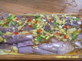 蒜茸拌茄子的做法