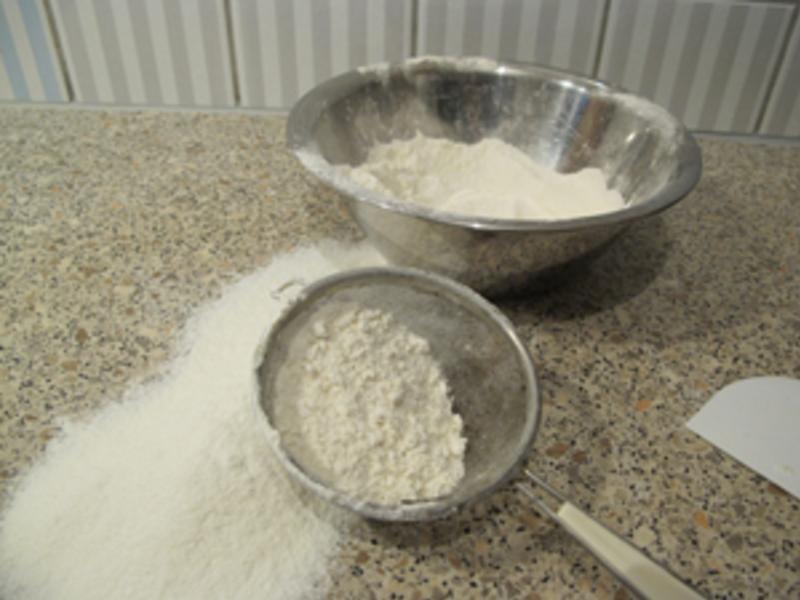 ���ͱ��ɣ��µ��� ʥ���ڴ�ͳ��ʳ������