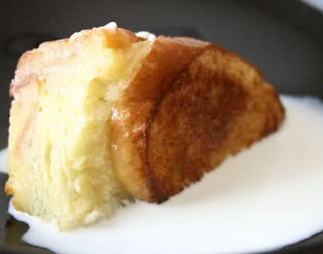 White Chocolate Bread Pudding������