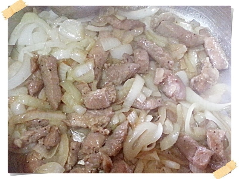 �����׺ں�������ͨ�ķ۵�����