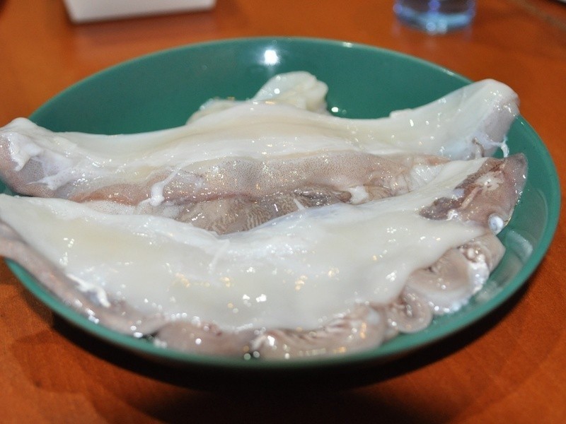 �����۳���֦������