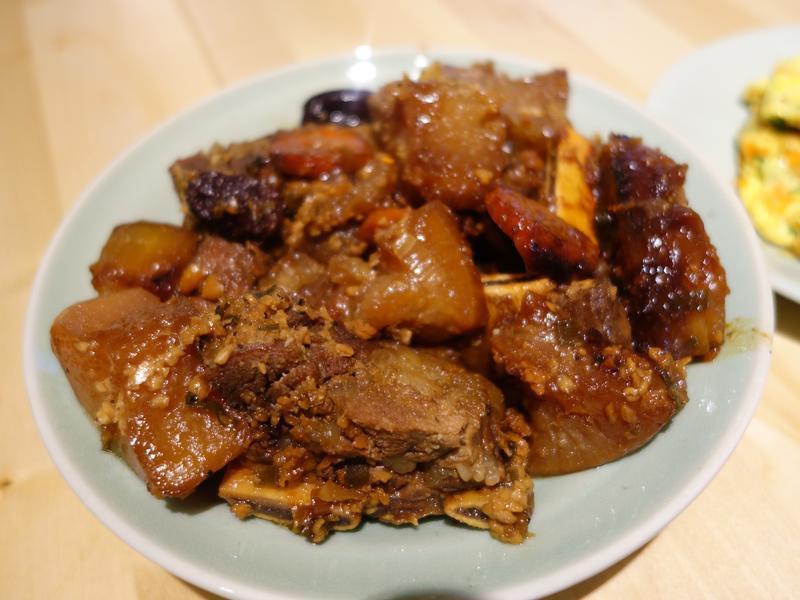 韩式炖排骨的做法