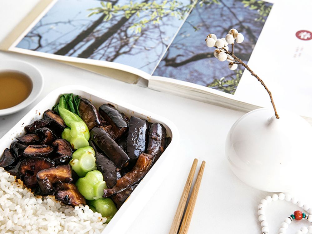 香辣鱼香茄条便当的做法