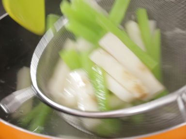 �ɹ�����з������