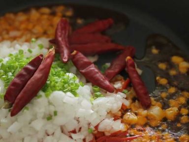 ��ʽ���뼦������