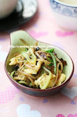 三丝炒蛋的做法