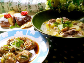 清蒸肉丸子 酸菜鸭的做法