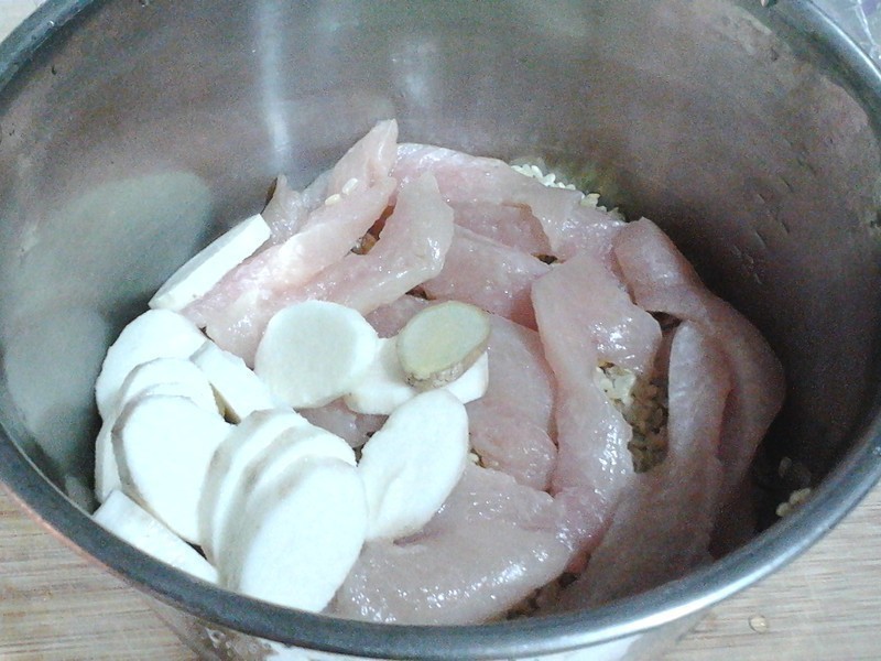 ¡¸Ð±±½¡¿µÈý±¦¡¹É½Ò©ÊÄ¿ÓãÖàµÄ×ö·¨