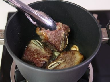 ����ţ������������