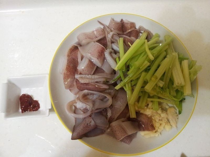 �۲˳���֦������