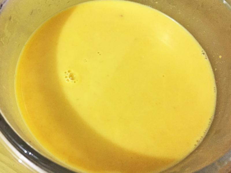 鲜虾奶油南瓜浓汤的做法