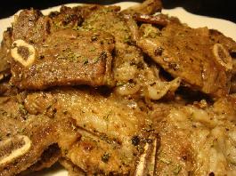 蒜香红酒牛小排的做法