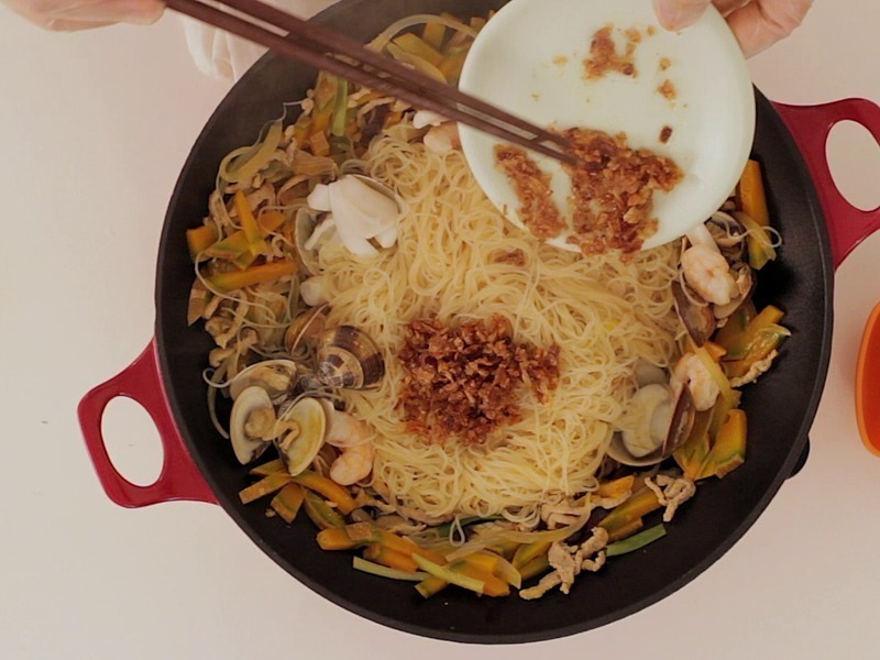 ���ͺ��ʽ�ϳ��׷۵�����