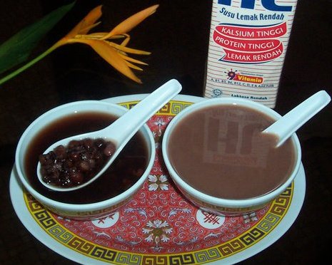 黑糯米红豆糖水的做法