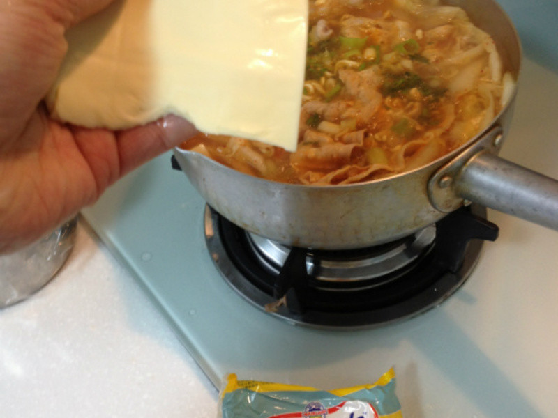 ¡¾Ö¥Ë¾ÀÖ¡¿º«Ê½Æð˾ÅݲËÀÃæµÄ×ö·¨