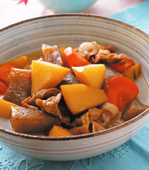 笋块炖肉片的做法