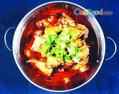 锅仔飘香鸡的做法