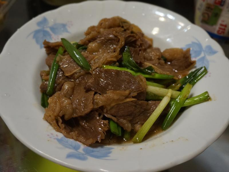 酱烧牛五花的做法