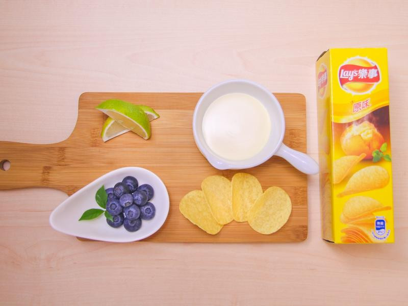 �ͷ���ɫ����ƴ�̵�����