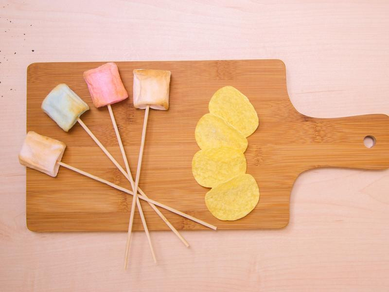 �ͷ���ɫ����ƴ�̵�����