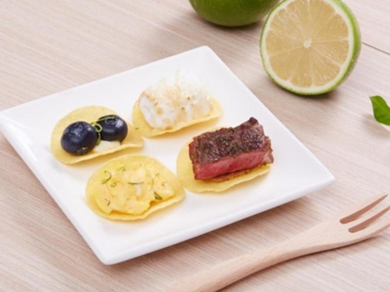 �ͷ���ɫ����ƴ�̵�����