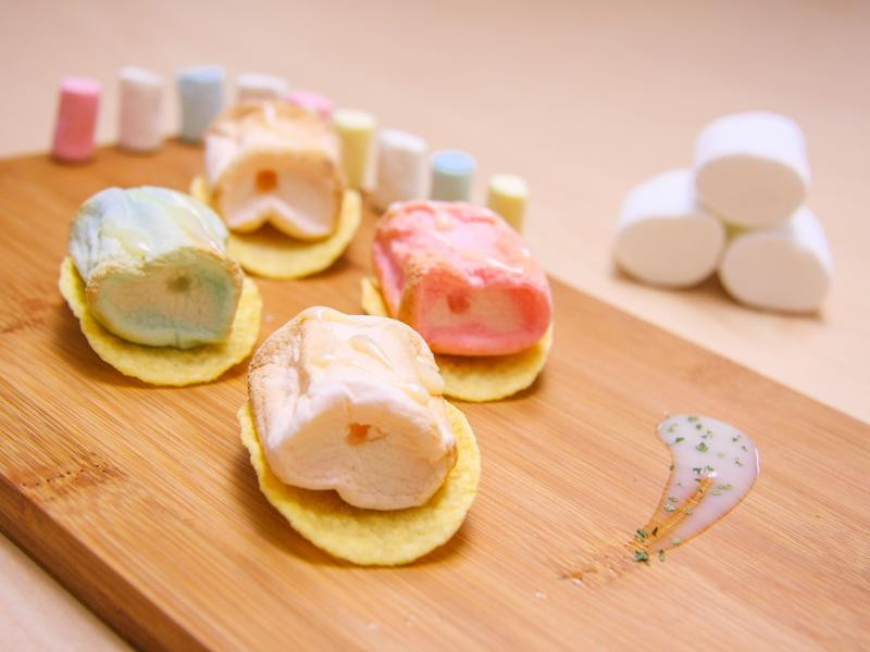 �ͷ���ɫ����ƴ�̵�����