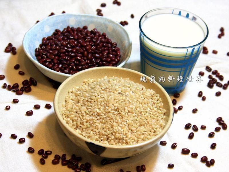 ����ˮ�׵ĺ춹��֭�����ࡷ-�����������������