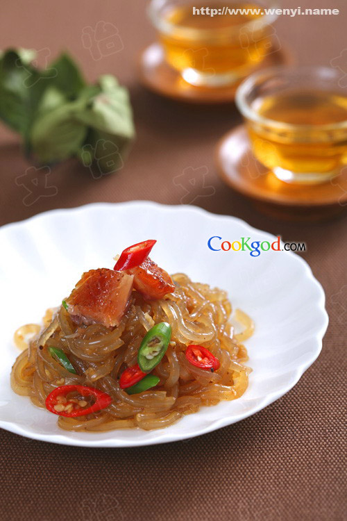 咸鱼干炖粉条的做法