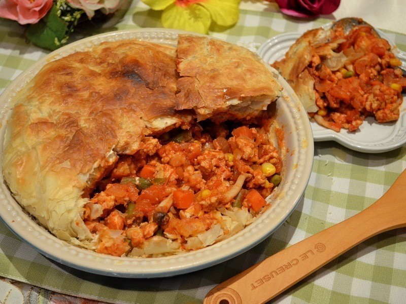 番茄鸡肉杂菜酥皮派的做法