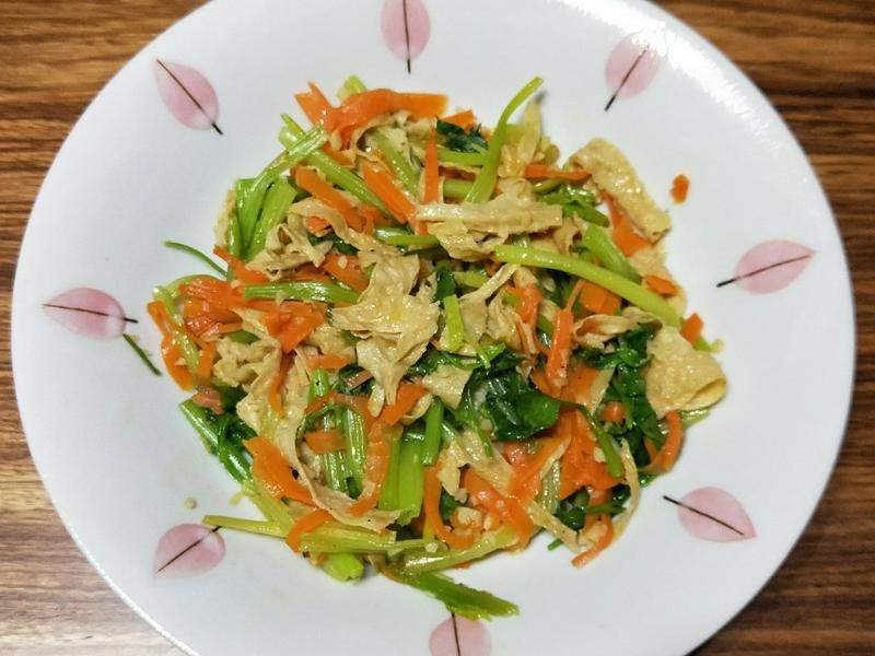 �峴�۲˶�Ƥ������