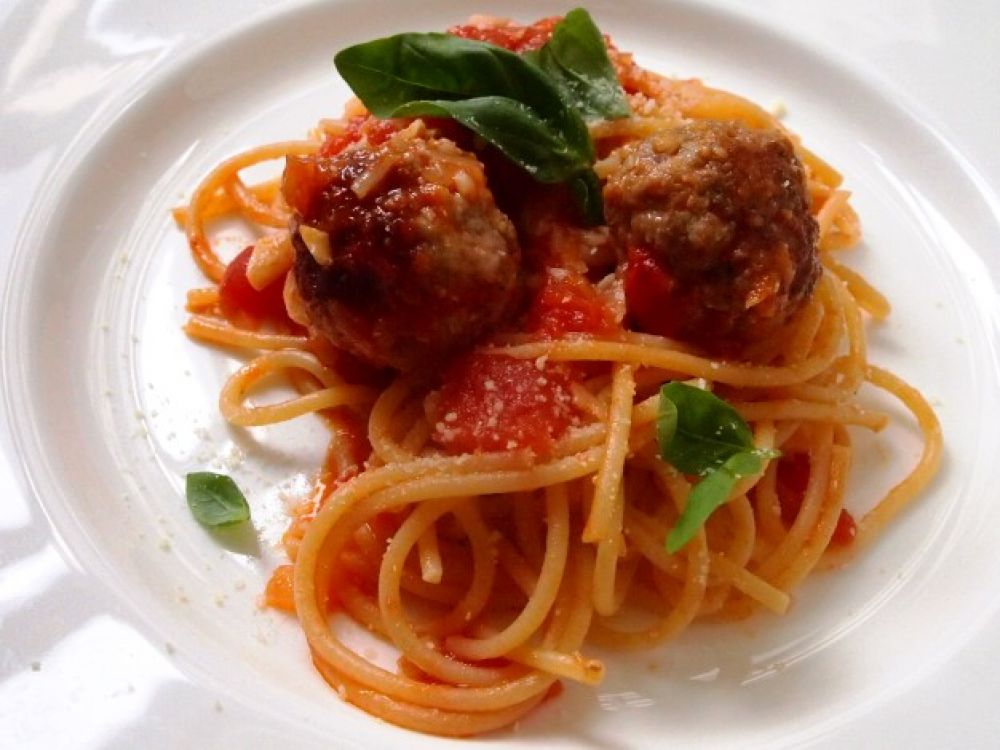 简单肉球意粉的做法