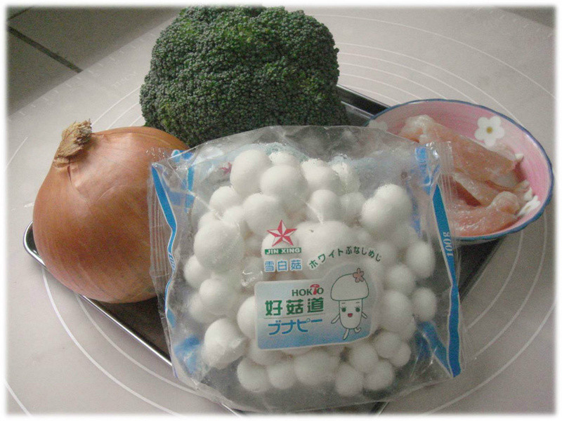 ���չ���������������