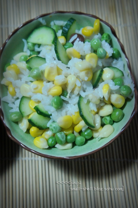 ʣ��ƪ������ɫ�׷�������