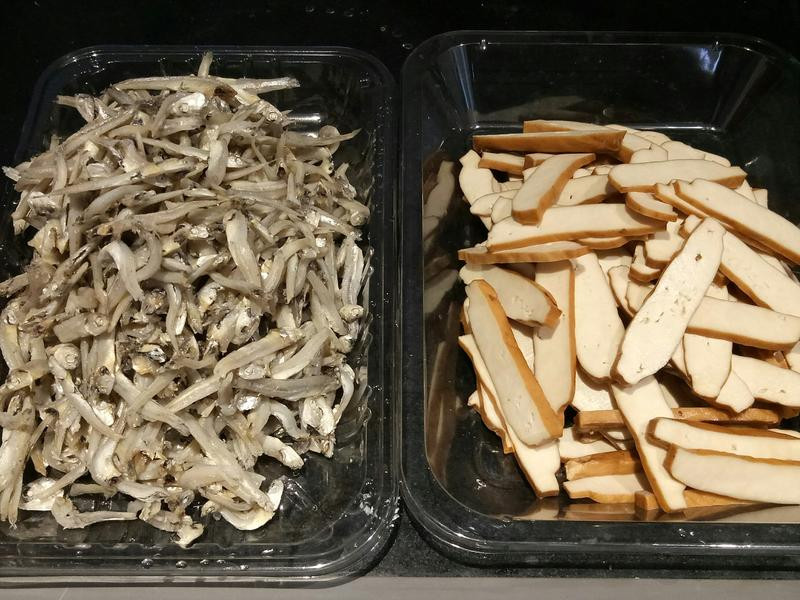 �������ֶ��ɳ�С��ɵ�����