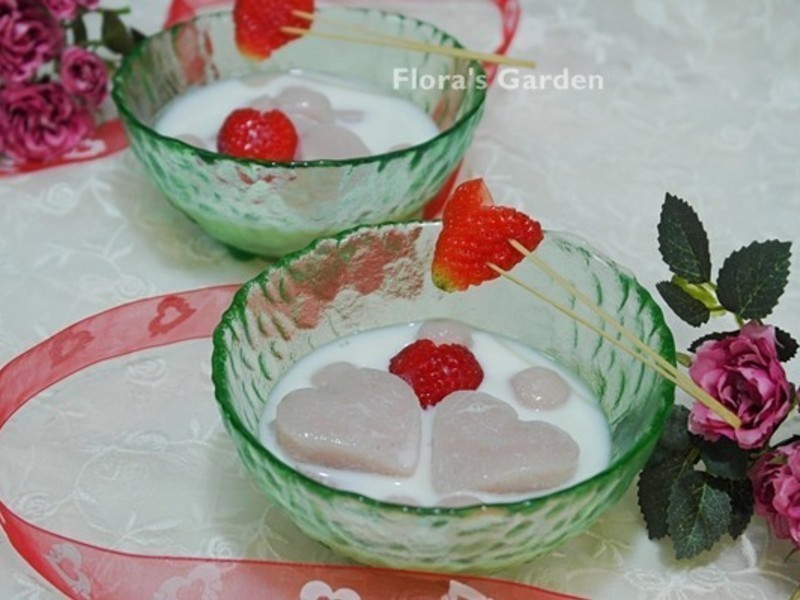 情人元宵?草莓汤圆~草莓就爱鹰牌炼奶的做法