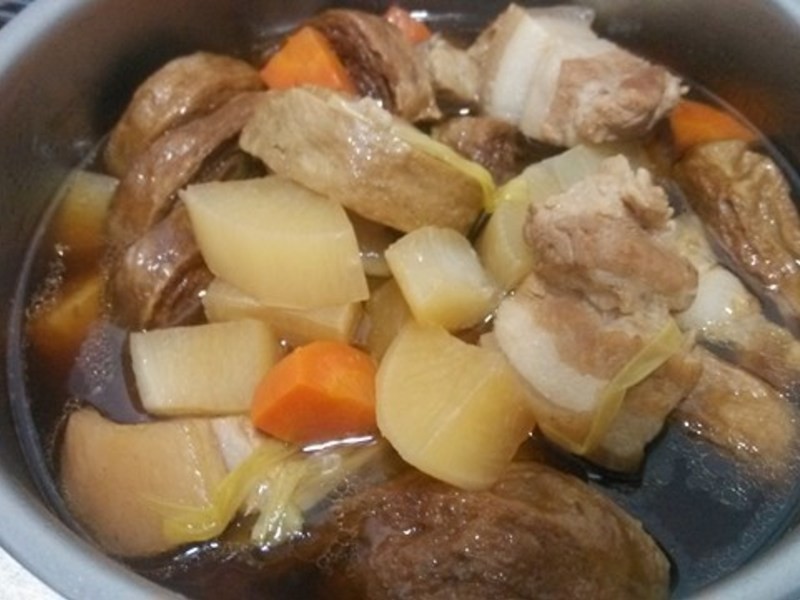 家常豆轮萝卜卤肉的做法