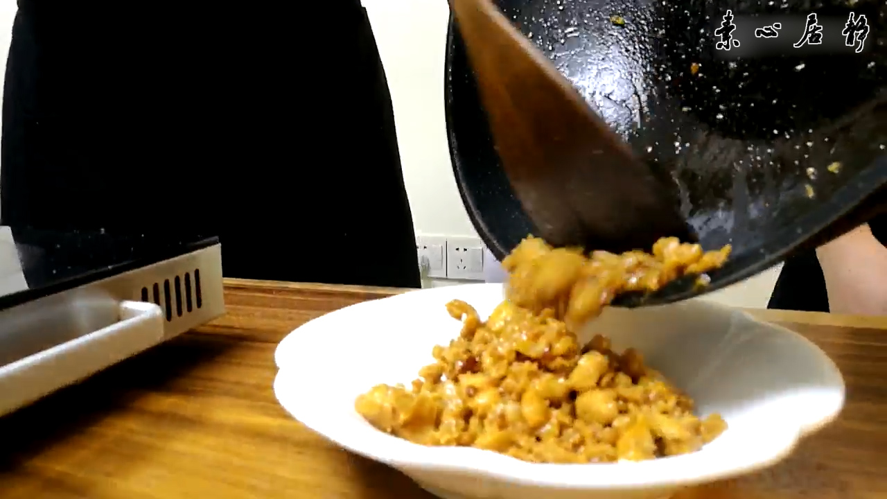 ׯ��ɽ�������ڵ�����ɰ������ĭ�ܲ���~���ľӾ�������