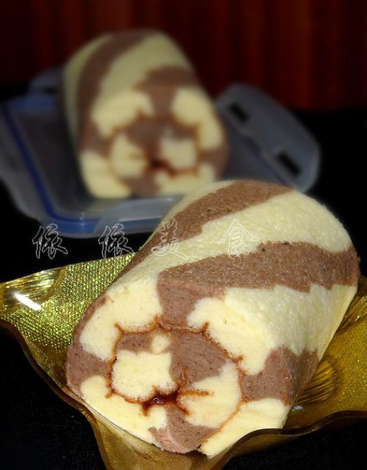 烫面双色蛋糕卷的做法