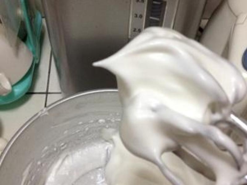 �㽶�ݷ絰��(Banana Chiffon Cake)������