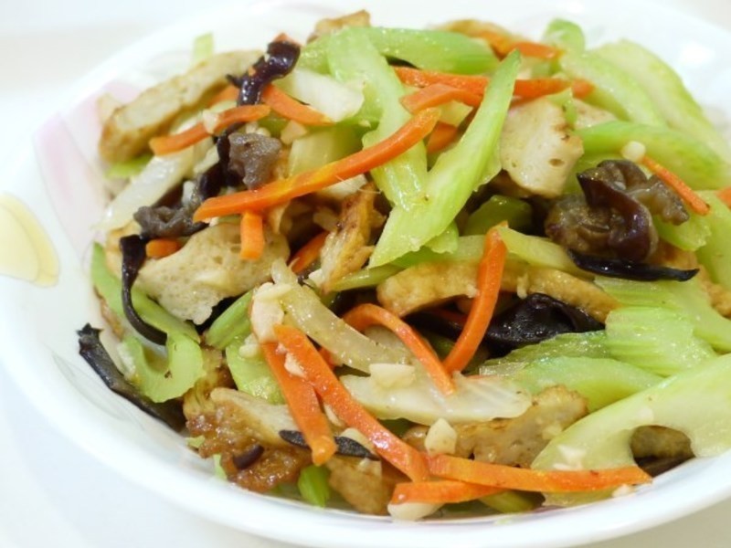 ���۳�����������